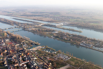 Hafen, Rheininsel in Breisach am Rhein im Bundesland Baden-Württemberg, Deutschland