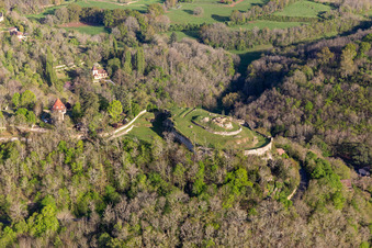 Schrägluftbild von Citadelle in Domme im Bundesland Dordogne, Frankreich