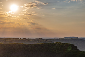 Vézac im Bundesland Dordogne, Frankreich von oben
