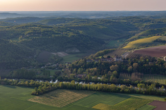 Luftaufnahme von Saint-Vincent-de-Cosse im Bundesland Dordogne, Frankreich
