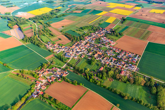 Niederotterbach von Süden im Bundesland Rheinland-Pfalz, Deutschland