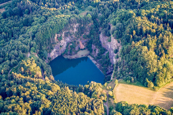 Höwenegg Vulkansee im Ortsteil Mauenheim in Immendingen im Bundesland Baden-Württemberg, Deutschland