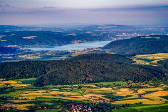 Blick zum Überlinger See in Steißlingen im Bundesland Baden-Württemberg, Deutschland