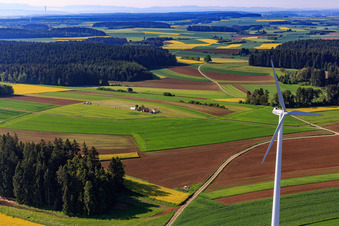 Windpark am Motorschirmlandeplatz im Ortsteil Waldmössingen in Schramberg im Bundesland Baden-Württemberg, Deutschland