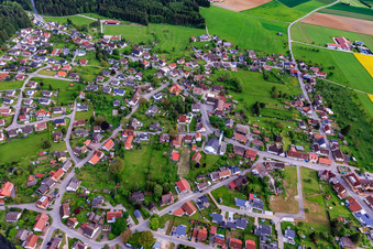 Dorfansicht von Norden in Dornhan im Bundesland Baden-Württemberg, Deutschland
