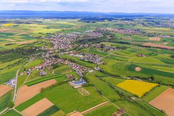 Fluorn-Winzeln von Nordwesten im Bundesland Baden-Württemberg, Deutschland