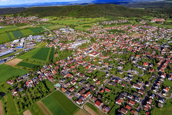 Luftbild von Ortsübersicht aus Westen in Vöhringen im Bundesland Baden-Württemberg, Deutschland