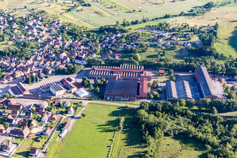 Oberbronn im Bundesland Bas-Rhin, Frankreich aus der Luft