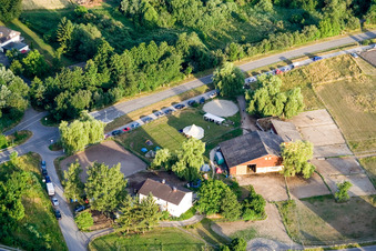 Schrägluftbild von Konstanz, Wollmatingen, Reithof Trab e.V. therapeutisches Reiten am Bodensee im Bundesland Baden-Württemberg, Deutschland