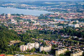 Luftbild von Ortsansicht der Straßen und Häuser der Wohngebiete im Ortsteil Fürstenberg in Konstanz im Ortsteil Wollmatingen im Bundesland Baden-Württemberg, Deutschland