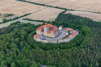 Luftbild von Veste Wachsenburg aus Norden im Ortsteil Holzhausen in Amt Wachsenburg im Bundesland Thüringen, Deutschland