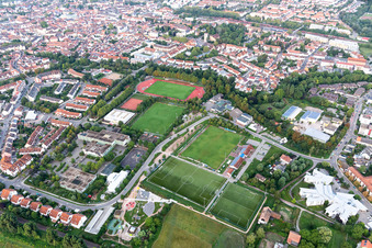 Sportplätze des FC Speyer 09 e.V im Bundesland Rheinland-Pfalz, Deutschland