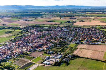 Zeiskam von Südosten im Bundesland Rheinland-Pfalz, Deutschland