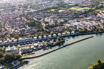 Yachthafen in Speyer im Bundesland Rheinland-Pfalz, Deutschland von oben