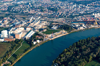 ICL Germany im Ortsteil Rheingönheim in Ludwigshafen am Rhein im Bundesland Rheinland-Pfalz, Deutschland