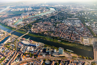 Jungbusch und Neckarstadt West im Ortsteil Neckarstadt-West in Mannheim im Bundesland Baden-Württemberg, Deutschland