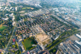 Schrägluftbild von Homerun, ehemalige Turley US-Kasernen im Ortsteil Neckarstadt-Ost in Mannheim im Bundesland Baden-Württemberg, Deutschland