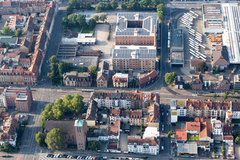 Gebäudekomplex der Hotelanlage SAP AppHaus Heidelberg im Ortsteil Bergheim in Heidelberg im Bundesland Baden-Württemberg, Deutschland