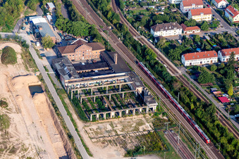 Ehemaliges Bahnbetriebswerk in Heidelberg im Ortsteil Bahnstadt im Bundesland Baden-Württemberg, Deutschland