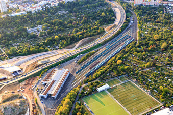 Eintracht Frankfurt e.V. und  VGF Betriebshof Ost im Ortsteil Seckbach in Frankfurt am Main im Bundesland Hessen, Deutschland
