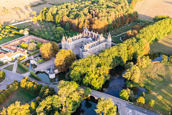 Chateau de Haroué im Bundesland Meurthe-et-Moselle, Frankreich vom Flugzeug aus