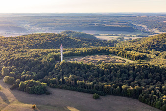 Luftbild von Mont-lès-Neufchâteau im Bundesland Vosges, Frankreich