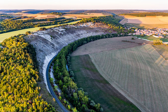 Gleitschirmstartplätze oberhalb des Chètre in Champougny im Bundesland Meuse, Frankreich