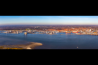 Hafenanlagen an der Meeres- Küste der Nordsee in Esbjerg in Region Syddanmark, Dänemark