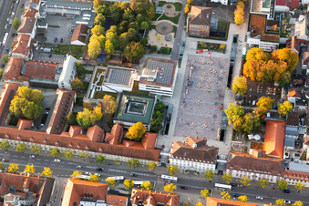 Luftbild von Gebäude der Rathaus Ludwigsburg (Rathausinfo) am Rathausplatz in Ludwigsburg im Bundesland Baden-Württemberg, Deutschland