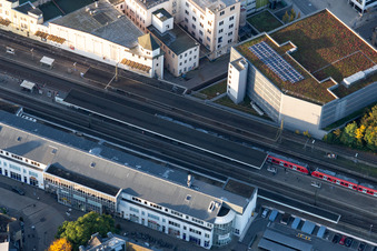 Bahnhofparkhaus im Ortsteil Ludwigsburg-Mitte im Bundesland Baden-Württemberg, Deutschland