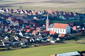Drohnenaufname von Schleithal im Bundesland Bas-Rhin, Frankreich