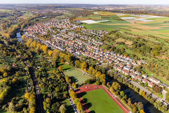 Luftbild von Ortsteil Neckarhausen in Nürtingen im Bundesland Baden-Württemberg, Deutschland