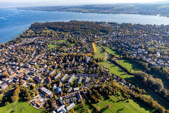Luftbild von Dorfkern an den See- Uferbereichen vom Hörnle am Bodensee im Ortsteil Staad in Konstanz im Ortsteil Allmannsdorf im Bundesland Baden-Württemberg, Deutschland