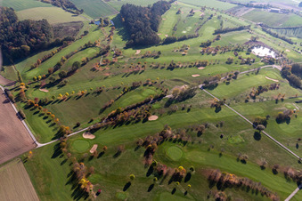 Schrägluftbild von Gelände des Golfplatz des Golfclub Steigerwald in Geiselwind e. V. in Geiselwind im Bundesland Bayern, Deutschland