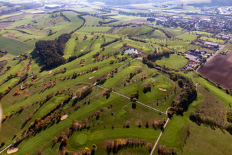 Gelände des Golfplatz des Golfclub Steigerwald in Geiselwind e. V. in Geiselwind im Bundesland Bayern, Deutschland aus der Luft
