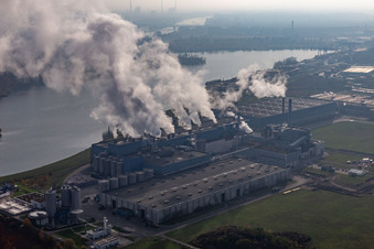 Papierfabrik Palm in Wörth am Rhein im Bundesland Rheinland-Pfalz, Deutschland