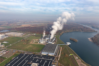Papierfabrik Palm in Wörth am Rhein im Bundesland Rheinland-Pfalz, Deutschland von oben