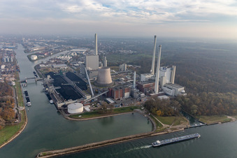 Luftbild von Kraftwerksanlagen des Kohlekraftwerkes der EnBW Energie Baden-Württemberg AG, Rheinhafen-Dampfkraftwerk Karlsruhe im Ortsteil Daxlanden in Karlsruhe, Deutschland