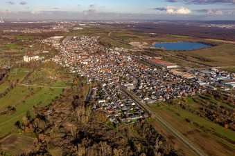 Luftbild von Ortsansicht der Straßen und Häuser der Wohngebiete in Durmersheim im Bundesland Baden-Württemberg, Deutschland