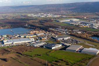 Industriegebiet an der Muggensturmer Landstr im Bundesland Baden-Württemberg, Deutschland