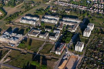 Technologiepark im Ortsteil Rintheim in Karlsruhe im Bundesland Baden-Württemberg, Deutschland von einer Drohne aus