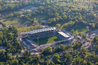 Luftbild von Umbau Wildparkstadion des KSC im Ortsteil Innenstadt-Ost in Karlsruhe im Bundesland Baden-Württemberg, Deutschland