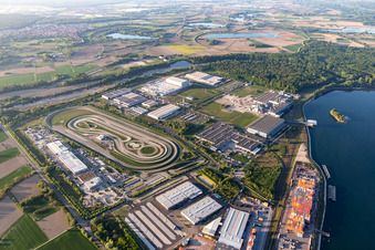 Industriegebiet Oberwald in Wörth am Rhein im Bundesland Rheinland-Pfalz, Deutschland