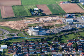 Gewerbepark im Messegelände im Ortsteil Queichheim in Landau in der Pfalz im Bundesland Rheinland-Pfalz, Deutschland