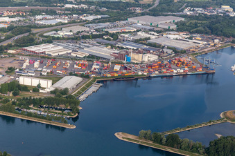Luftbild von Hafen in Germersheim im Bundesland Rheinland-Pfalz, Deutschland