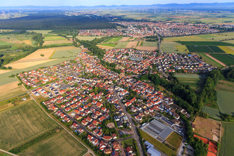 Dorfansicht aus Südosten in Kuhardt im Bundesland Rheinland-Pfalz, Deutschland