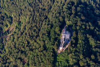 Wegelnburg in Schönau im Bundesland Rheinland-Pfalz, Deutschland