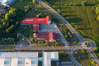 Luftaufnahme von Hagenbach im Bundesland Rheinland-Pfalz, Deutschland