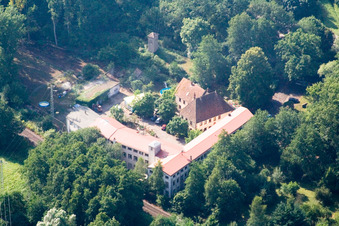 Holz & Sonne im Ortsteil Queichhambach in Annweiler am Trifels im Bundesland Rheinland-Pfalz, Deutschland
