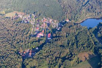 Campingclub Pirmansens am Schöntalweiher in Ludwigswinkel im Bundesland Rheinland-Pfalz, Deutschland